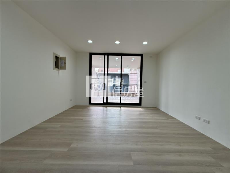 【安家】南勢重劃區前院停車透天房屋室內格局與周邊環境