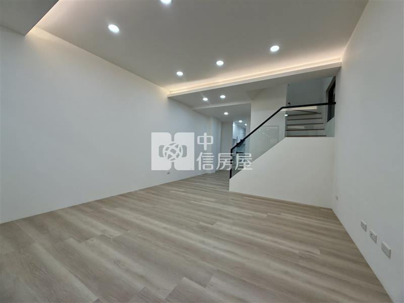 【安家】南勢重劃區前院停車透天房屋室內格局與周邊環境