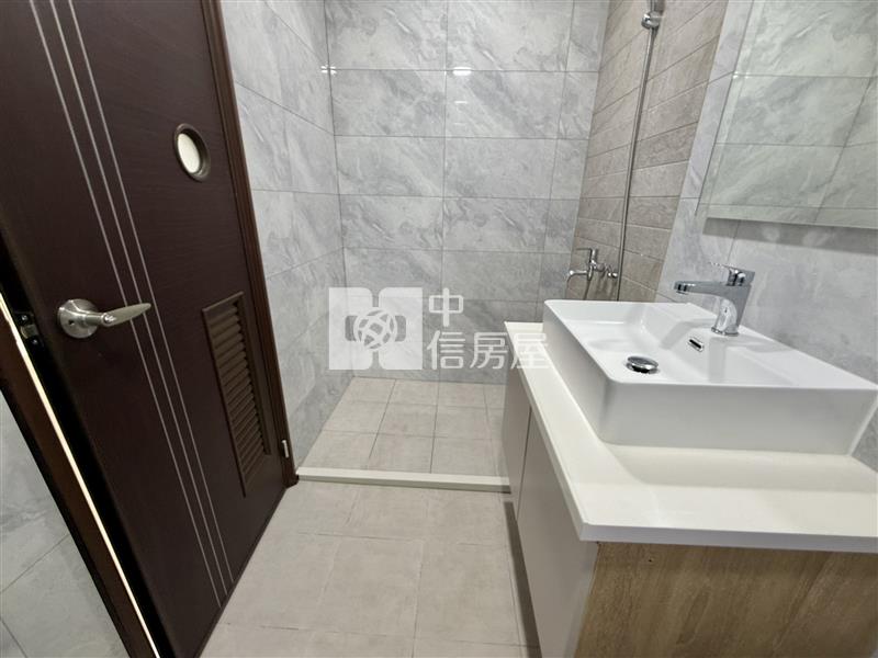 【安家】南勢重劃區前院停車透天房屋室內格局與周邊環境