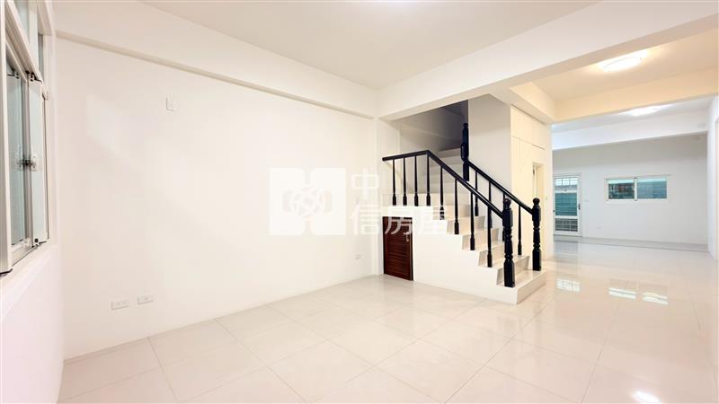 太保別墅★影音空拍在中信嘉義玉山店房屋室內格局與周邊環境