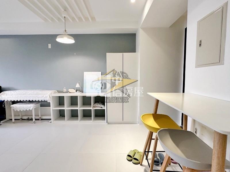 【星鑽】(獨家專任)青埔A18-米蘭達2房+車位房屋室內格局與周邊環境