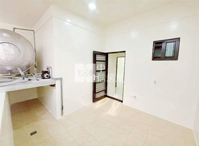 【新世紀】楊梅幼獅路高榮國小整新美透天B房屋室內格局與周邊環境