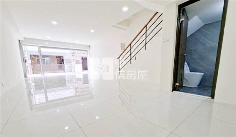 【新世紀】楊梅幼獅路高榮國小整新美透天B房屋室內格局與周邊環境