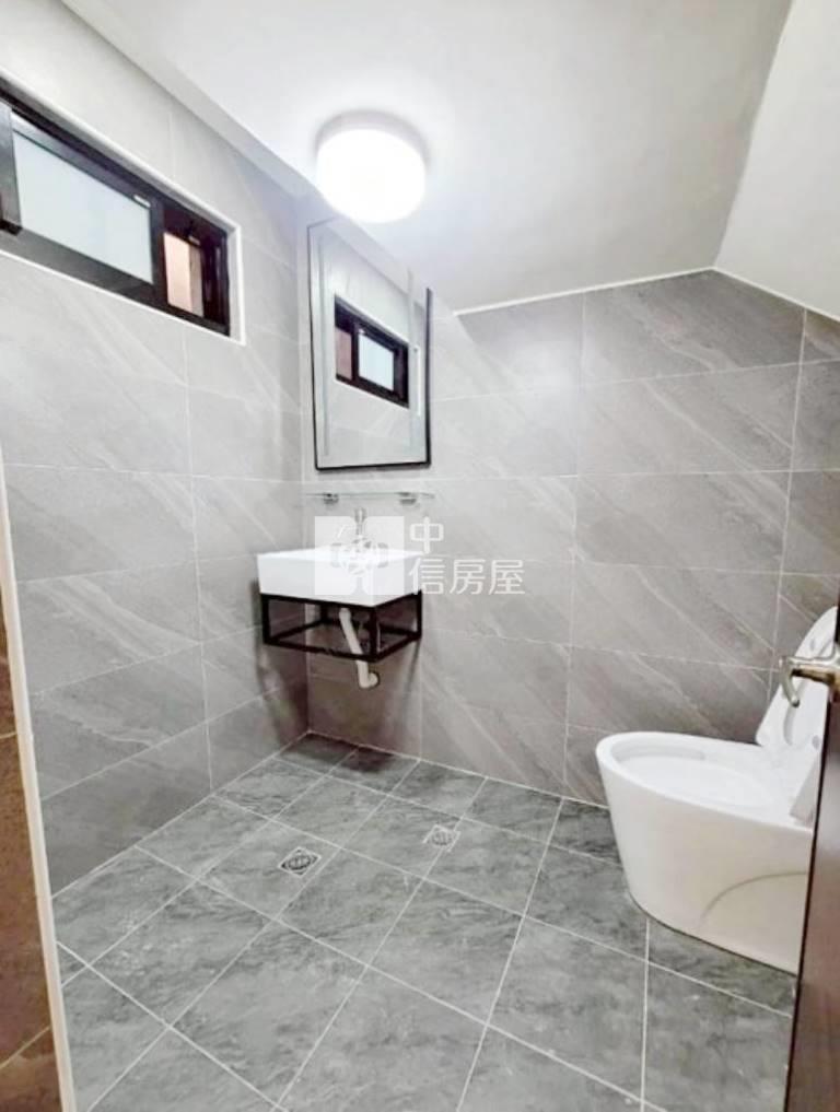 【新世紀】楊梅幼獅路高榮國小整新美透天B房屋室內格局與周邊環境