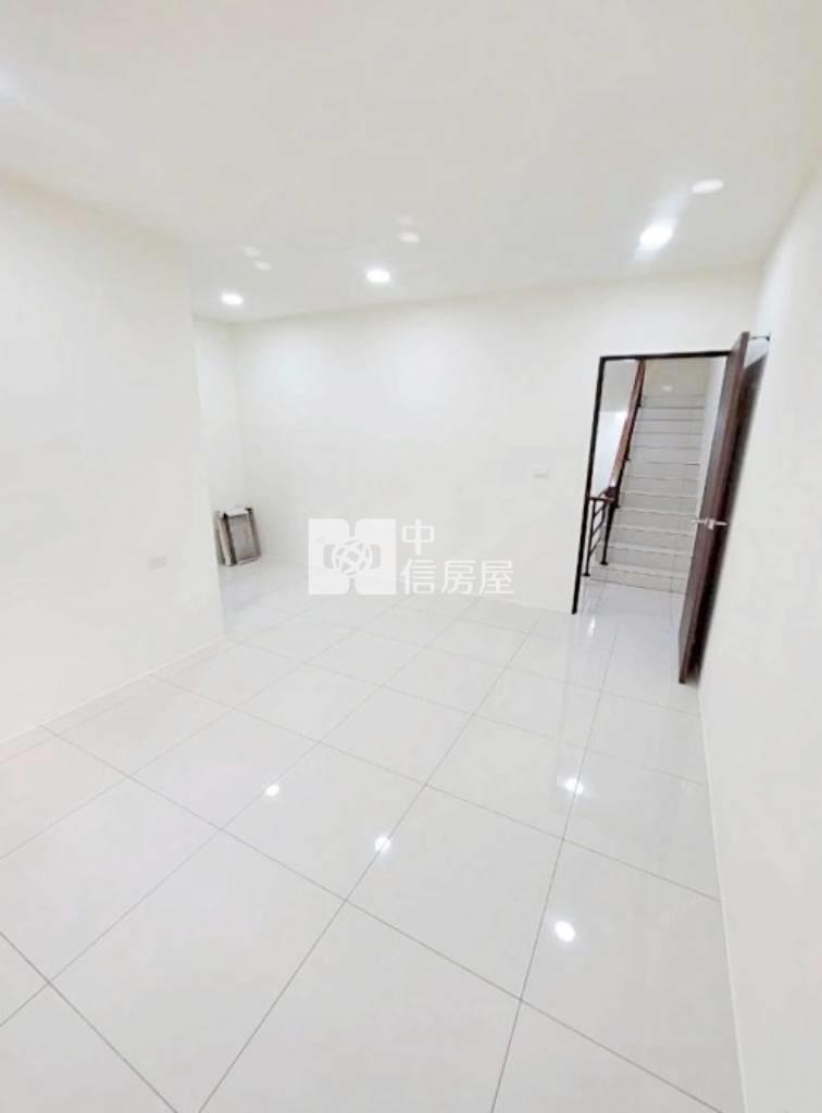 【新世紀】楊梅幼獅路高榮國小整新美透天B房屋室內格局與周邊環境