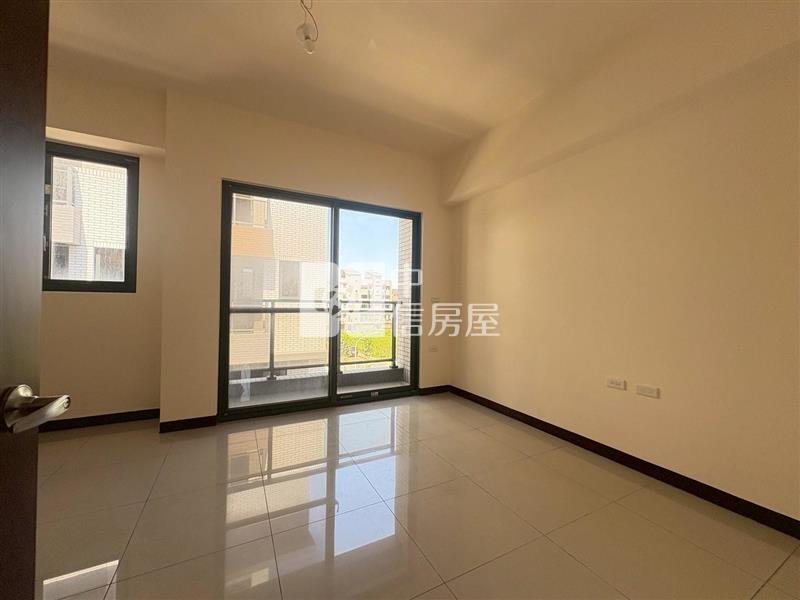 大園市區全新別墅房屋室內格局與周邊環境