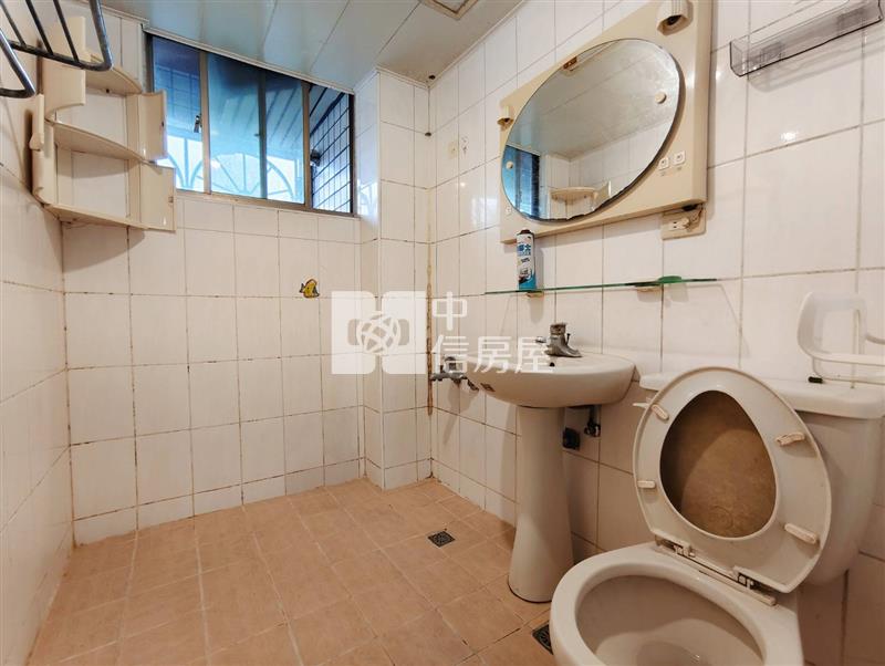 內壢環中商圈小資成家美2房房屋室內格局與周邊環境