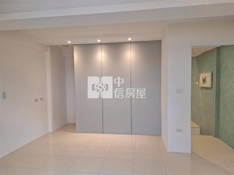 永康區大橋國中旁超美整新車墅房屋室內格局與周邊環境