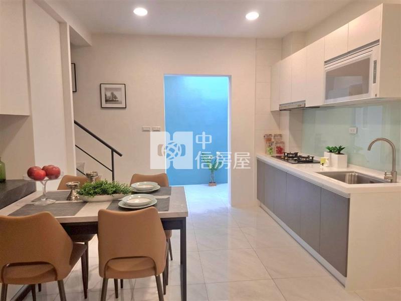 永康區大橋國中旁超美整新車墅房屋室內格局與周邊環境