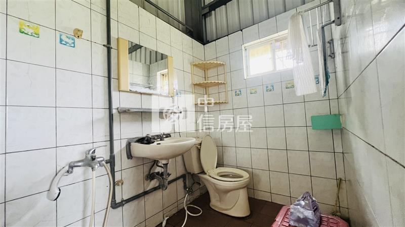 鑫聖中信-新屋東福路農舍房屋室內格局與周邊環境