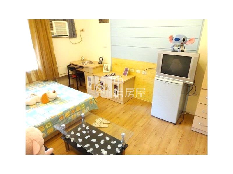 西屯路電梯收租三套房房屋室內格局與周邊環境