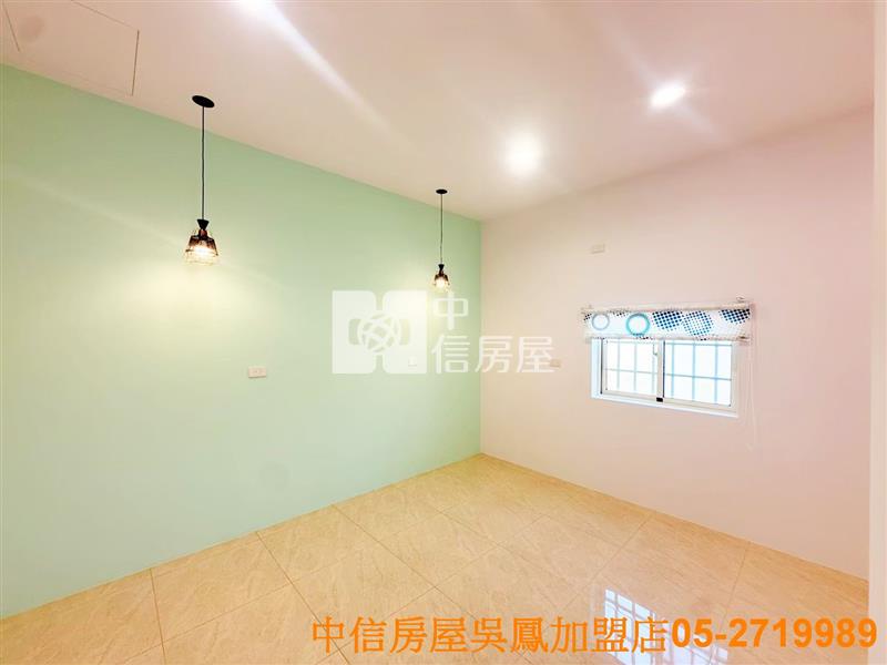 民生社區車庫美別墅房屋室內格局與周邊環境