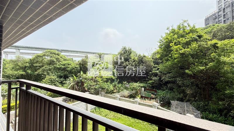 楊梅鴻灃越三房車房屋室內格局與周邊環境