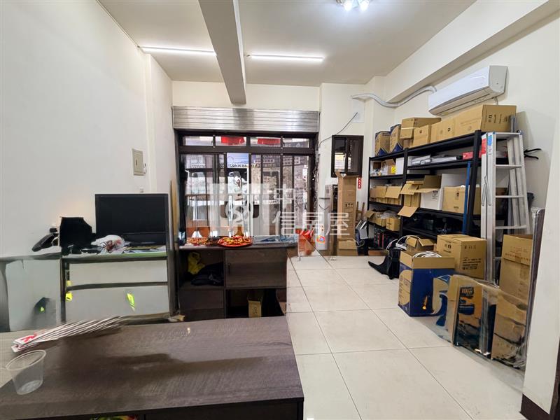 專任- 觀音工業區｜邊間收租金店面房屋室內格局與周邊環境