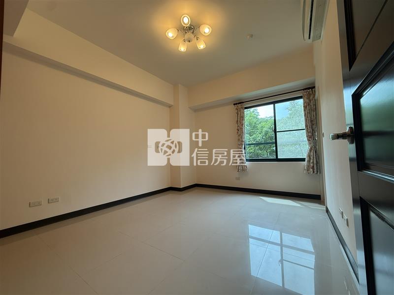 大鵬新城美3房房屋室內格局與周邊環境