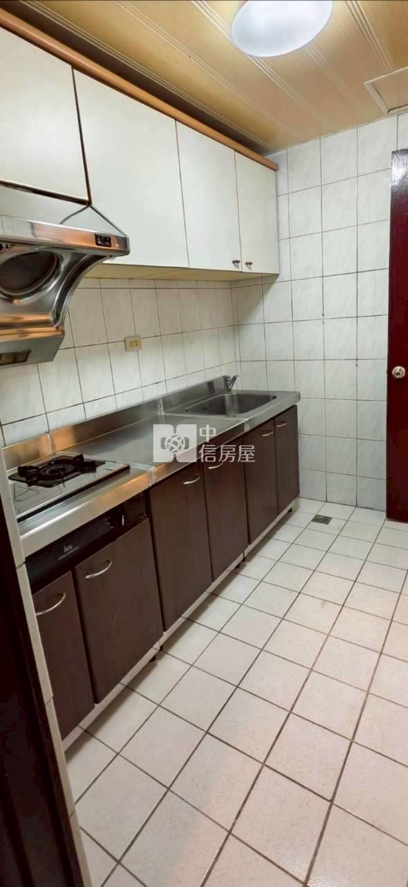 聚寶莊2+1房房屋室內格局與周邊環境