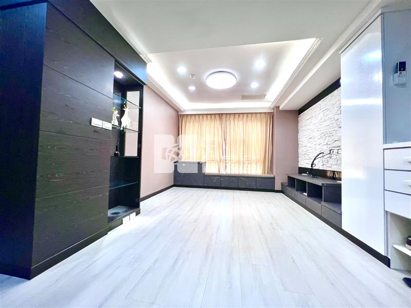 法國之星裝潢2房車房屋室內格局與周邊環境