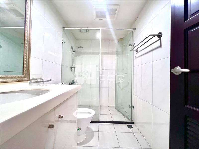 法國之星裝潢2房車房屋室內格局與周邊環境