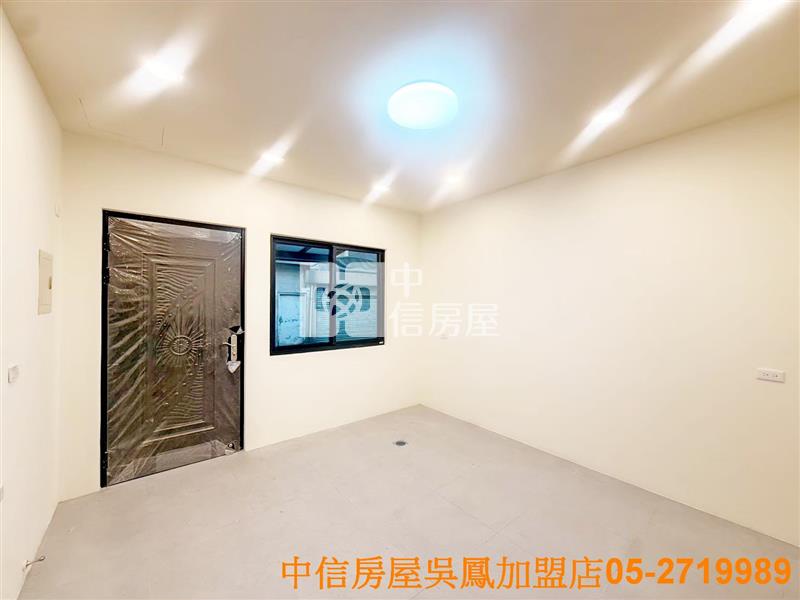 民雄TOYOTA漂亮車庫美別墅房屋室內格局與周邊環境