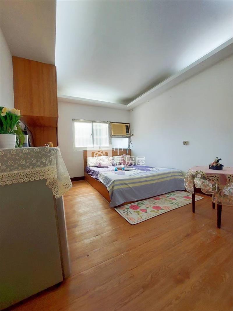 中壢夜市旁美寓4+5樓8套房房屋室內格局與周邊環境