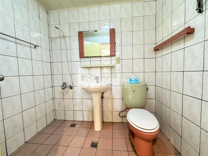 【溫布頓花園名廈】北屯兒童公園旁｜捷運生活圈 美格局！漂亮三房+車位房屋室內格局與周邊環境