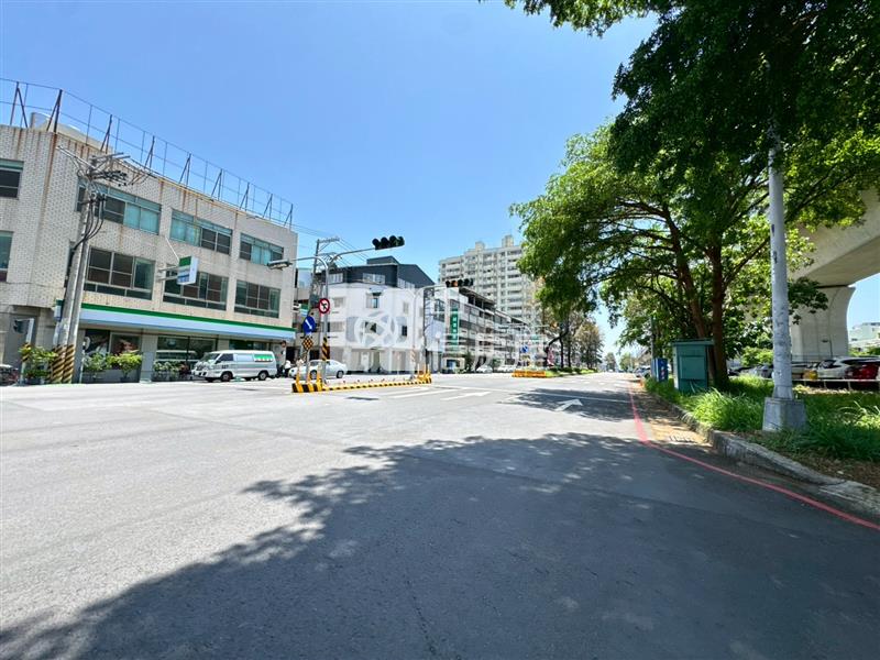 【溫布頓花園名廈】北屯兒童公園旁｜捷運生活圈 美格局！漂亮三房+車位房屋室內格局與周邊環境