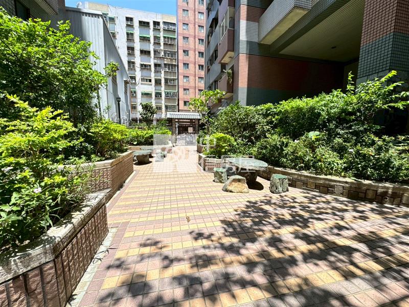 【溫布頓花園名廈】北屯兒童公園旁｜捷運生活圈 美格局！漂亮三房+車位房屋室內格局與周邊環境