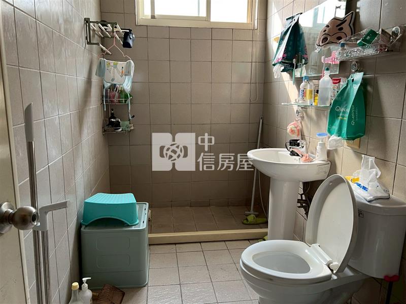 中央路85℃附近邊間透天房屋室內格局與周邊環境