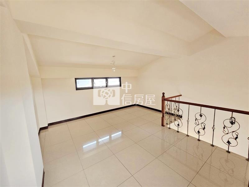 大園全新五房車別墅房屋室內格局與周邊環境