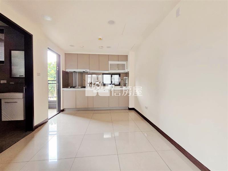 大園全新五房車別墅房屋室內格局與周邊環境