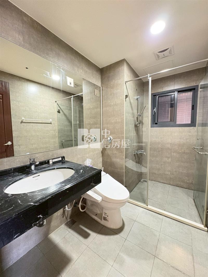 十五期潛力無限高樓層三房平車視野戶房屋室內格局與周邊環境