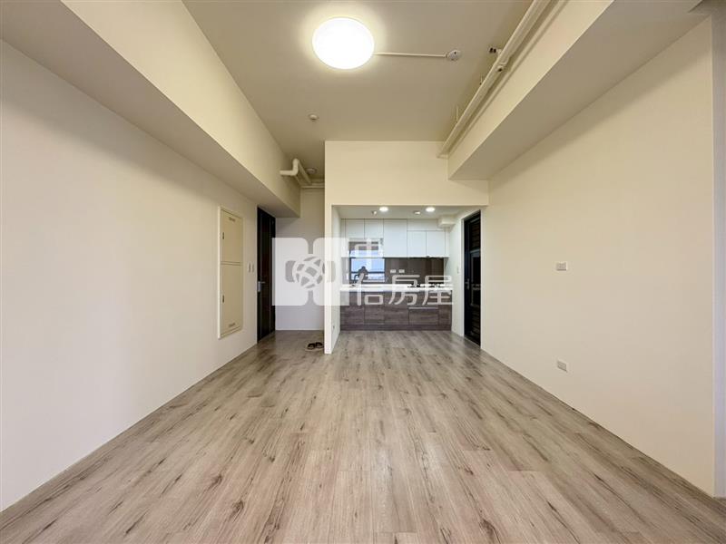 十五期潛力無限高樓層三房平車視野戶房屋室內格局與周邊環境