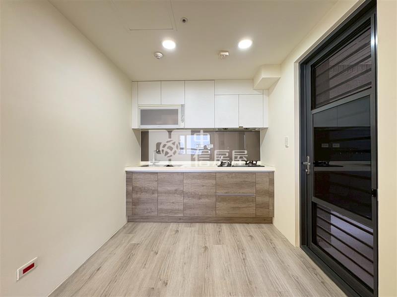 十五期潛力無限高樓層三房平車視野戶房屋室內格局與周邊環境