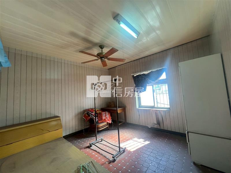 勤益中山商圈店面房屋室內格局與周邊環境