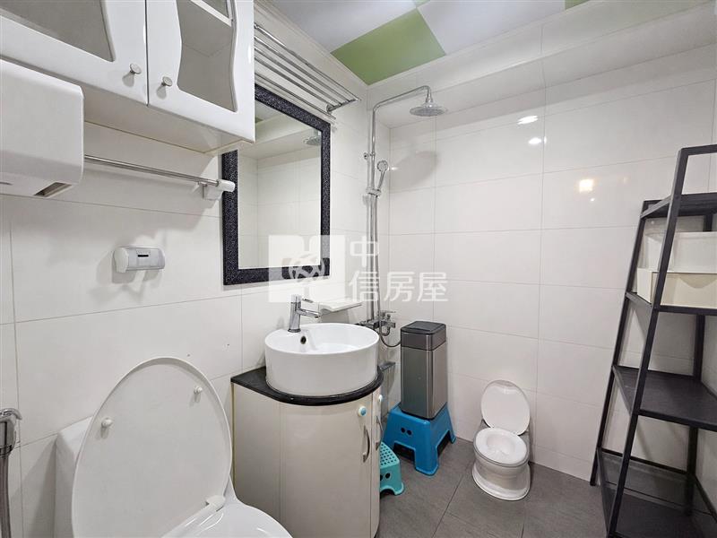 興安旅順視野大三房雙平車房屋室內格局與周邊環境