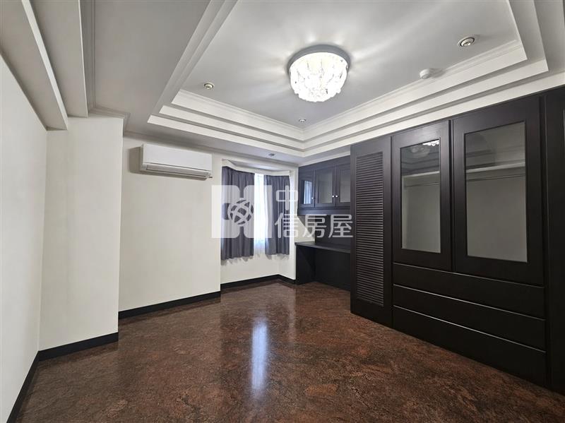 興安旅順視野大三房雙平車房屋室內格局與周邊環境