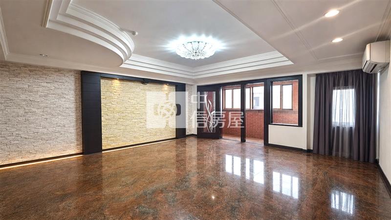 興安旅順視野大三房雙平車