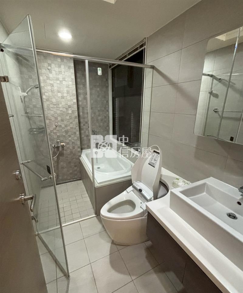 【安家】鼎藏帝苑3房車房屋室內格局與周邊環境