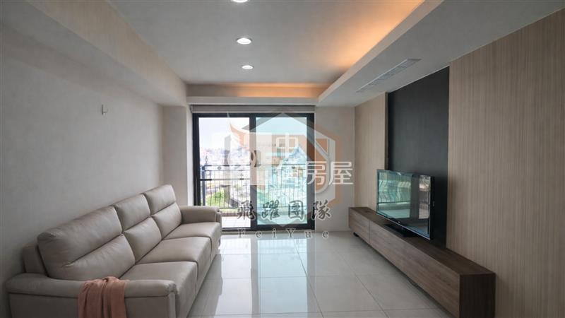 專任未來平鎮車站景觀三房車房屋室內格局與周邊環境