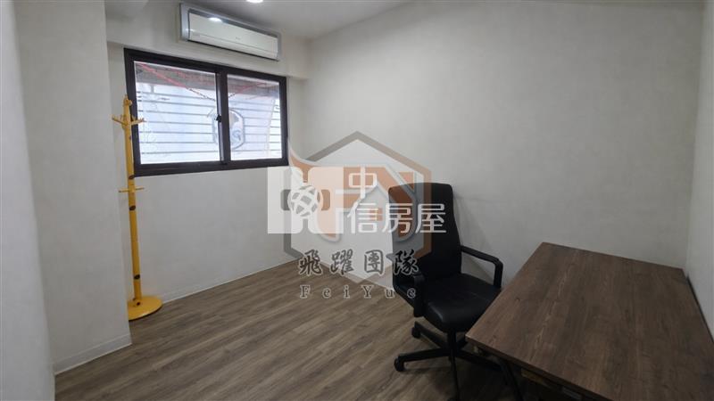 專任未來平鎮車站景觀三房車房屋室內格局與周邊環境