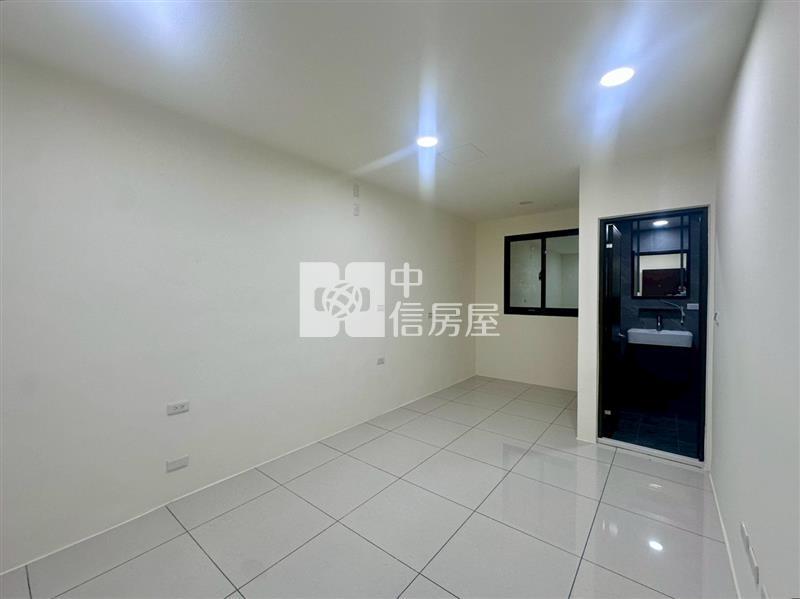 近高榮國小旁翻新美透天2房屋室內格局與周邊環境