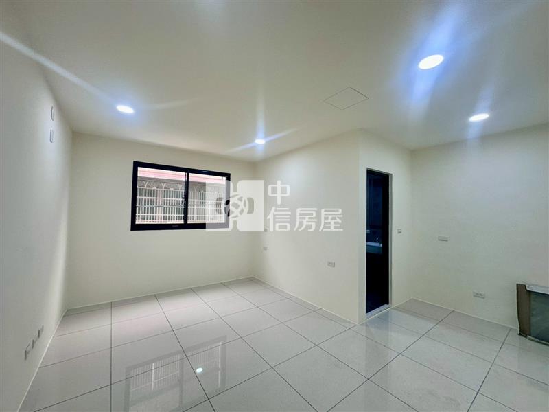 近高榮國小旁翻新美透天2房屋室內格局與周邊環境