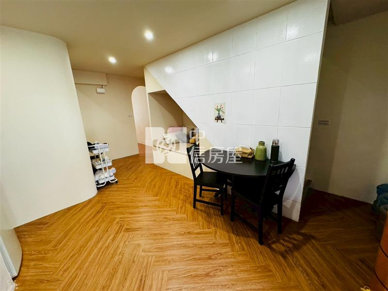 平鎮獅子林收租透店房屋室內格局與周邊環境