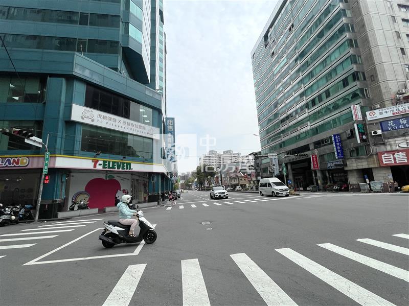 喜連來大套房房屋室內格局與周邊環境