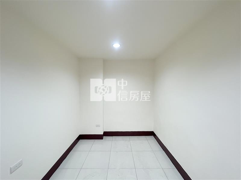 東區低總價三房平車房屋室內格局與周邊環境