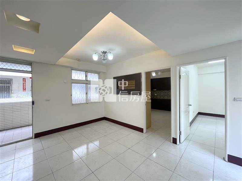 東區低總價三房平車房屋室內格局與周邊環境