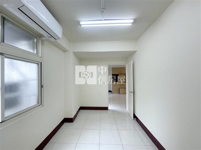 東區低總價三房平車房屋室內格局與周邊環境