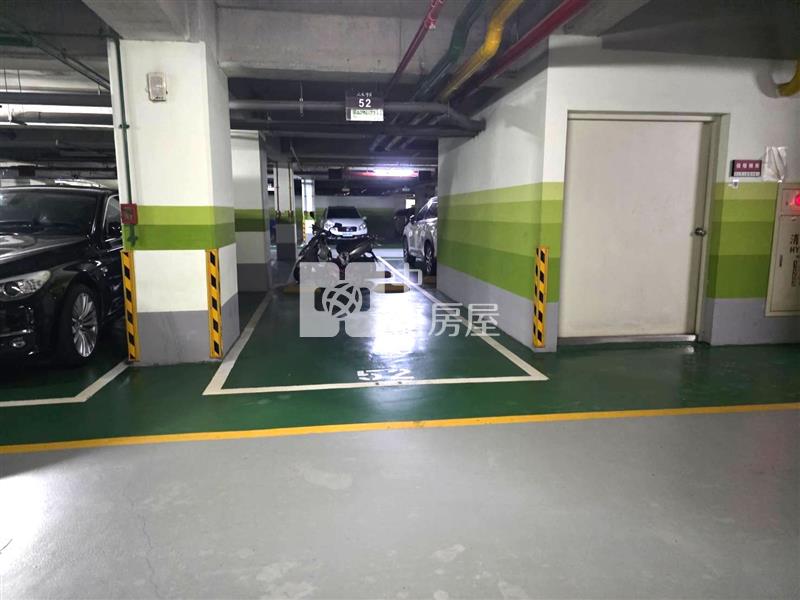 【奔馳】人文學院~3房車房屋室內格局與周邊環境