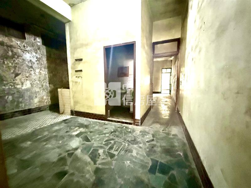 龍潭804旁大地坪透店(需整理)房屋室內格局與周邊環境