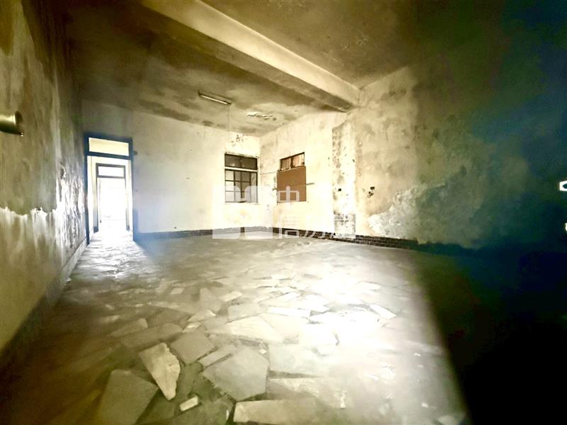 龍潭804旁大地坪透店(需整理)房屋室內格局與周邊環境